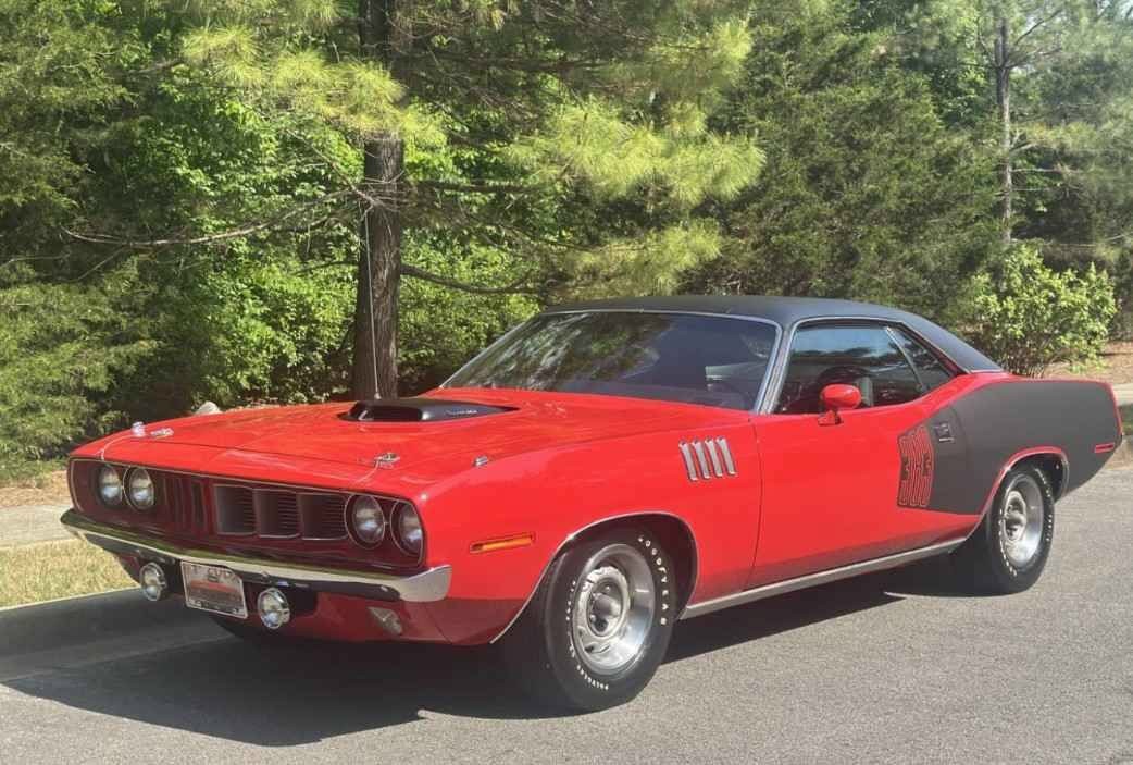 Plymouth-Barracuda-1971-2D-Hardtop-Black