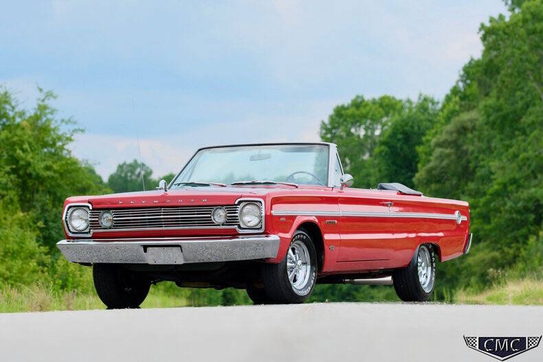 Plymouth-Belvedere-1966-Red