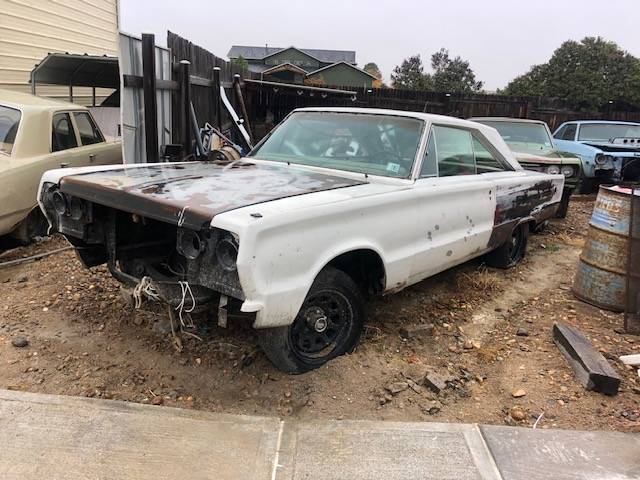 Plymouth-Belvedere-1967-grey