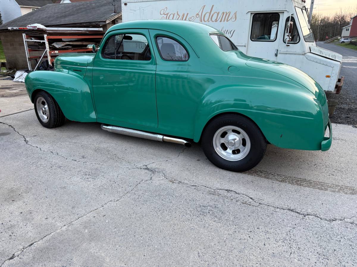 Plymouth-Coupe-1940