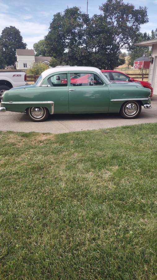 Plymouth-Cranbrook-1953-Green