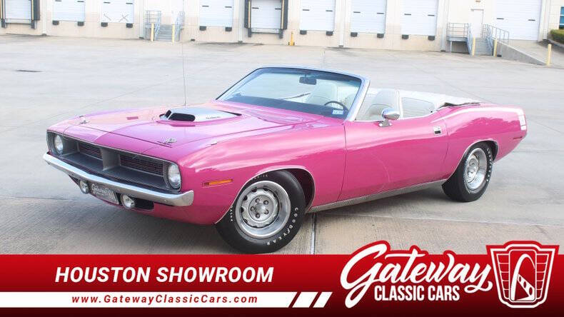 Plymouth-Cuda-1970-Moulin-Rouge-White
