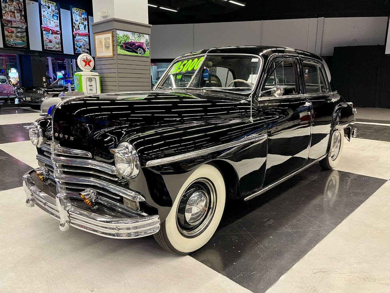 Plymouth-Deluxe-1949-Wagon-Black