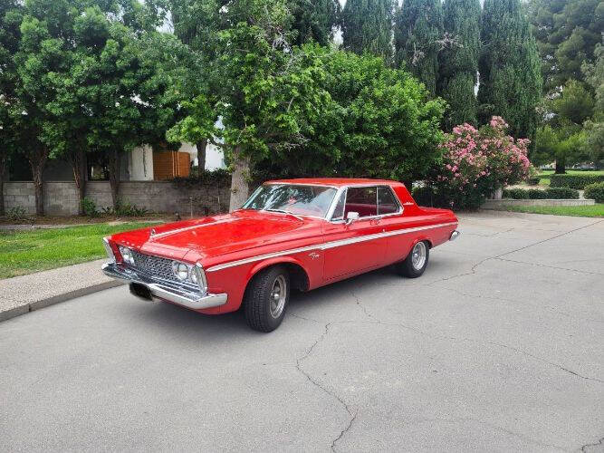 Plymouth-Fury-1968-Red