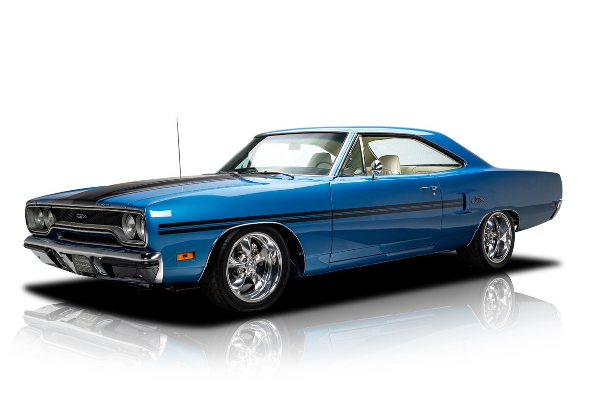 Plymouth-GTX-1970-Hardtop-White