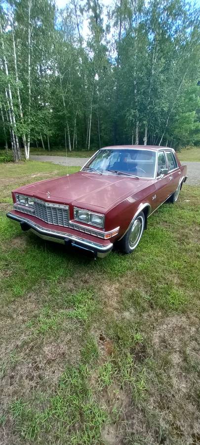 Plymouth-Gran-fury-1982