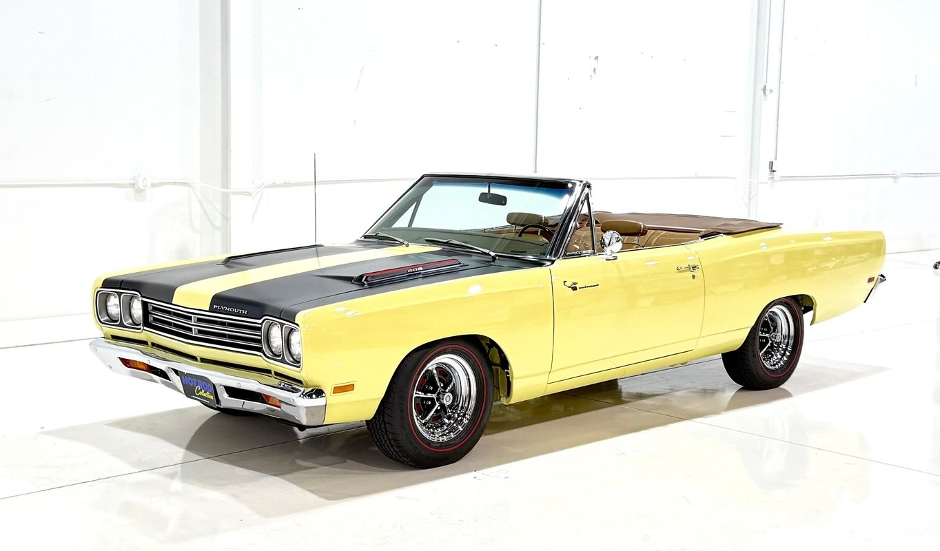 Plymouth-Road-Runner-1969-Convertible-Saddle