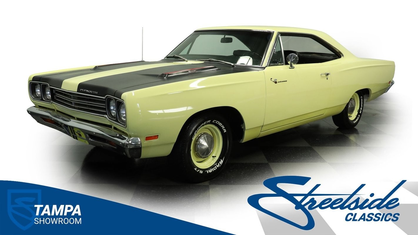 Plymouth-Road-Runner-1969-Coupe-Black