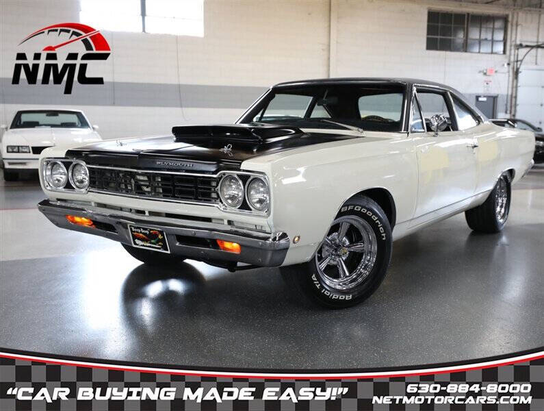 Plymouth-Roadrunner-1968-White-Black