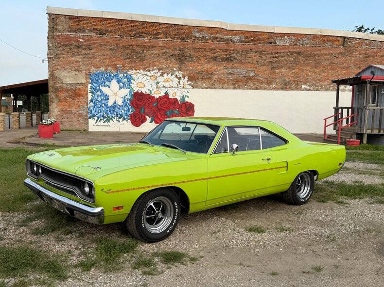 Plymouth-Roadrunner-1970-Green-Black