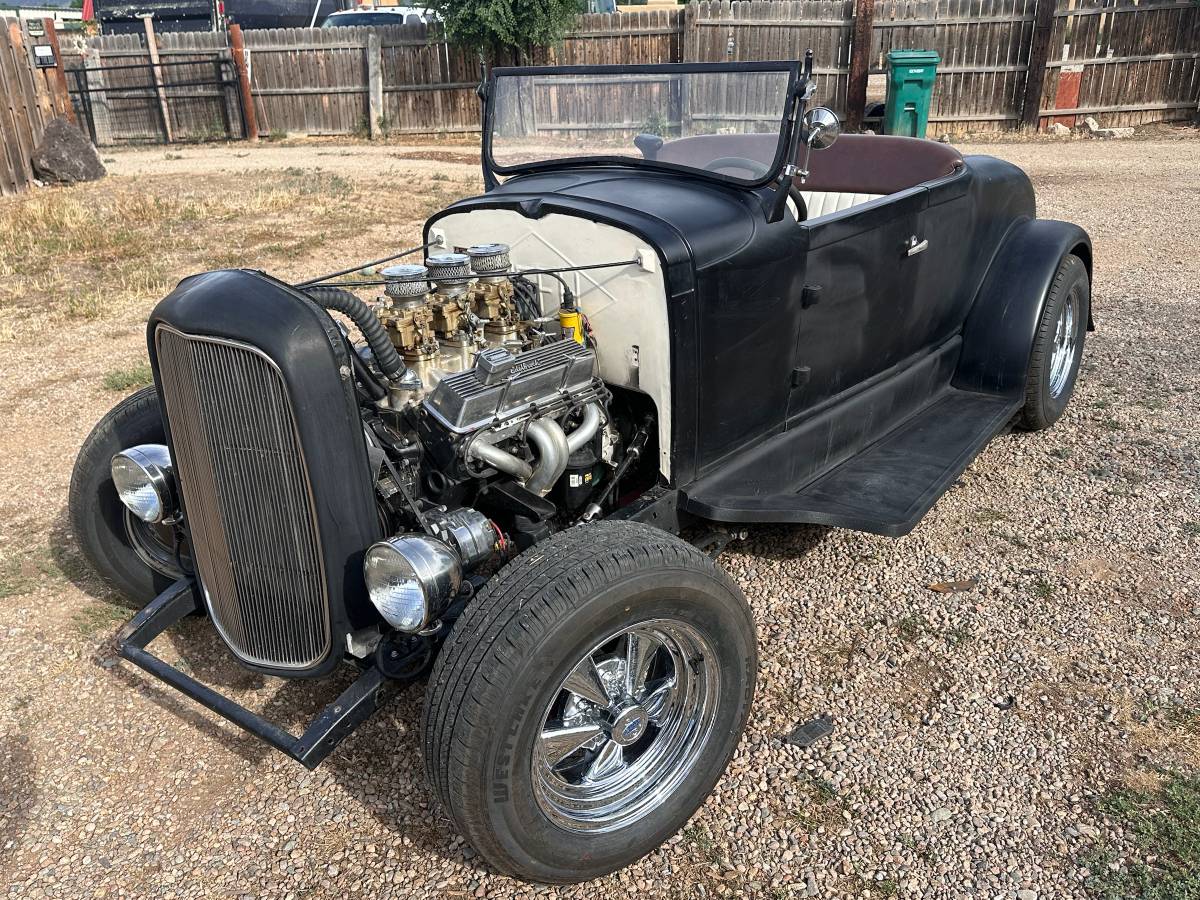 Plymouth-Roadster-1930-black
