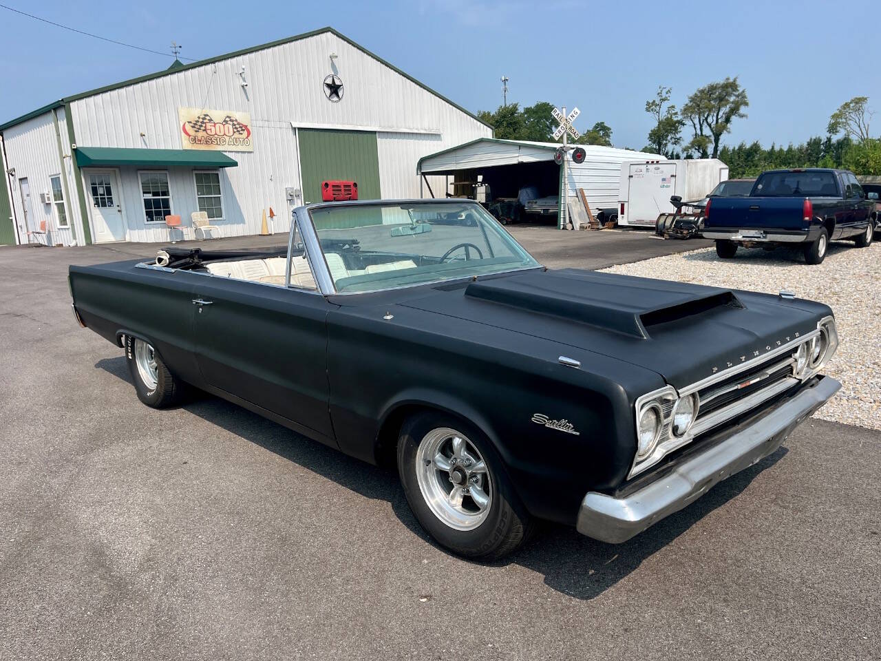 Plymouth-Satellite-1967-Blue-White