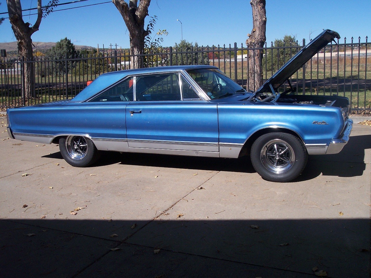 Plymouth-Satellite-1967-Coupe-Dark-blue