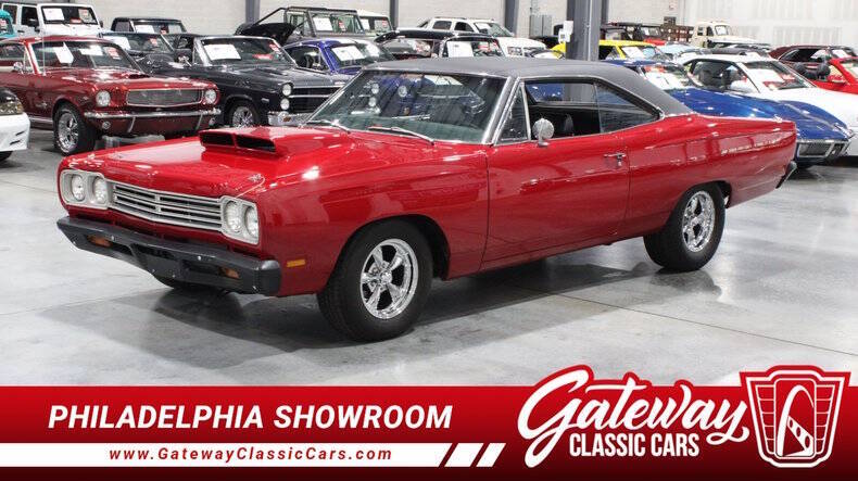 Plymouth-Satellite-1969-Red-Black