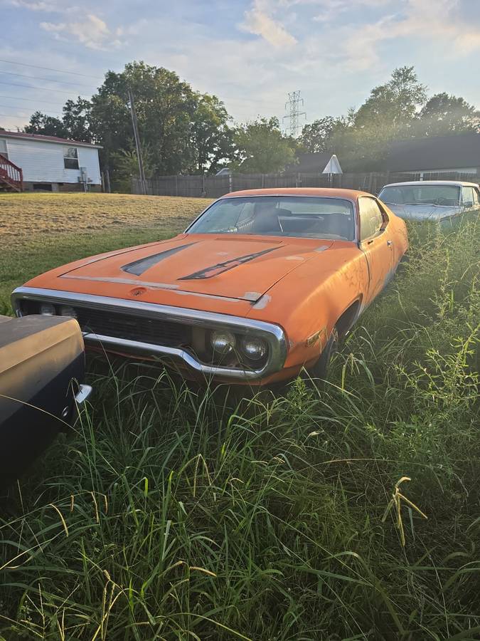 Plymouth-Satellite-1972-orange