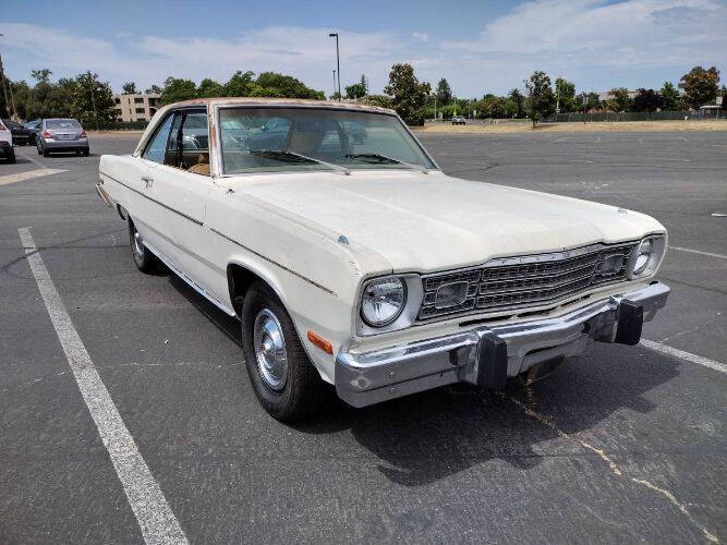 Plymouth-Scamp-1974-White