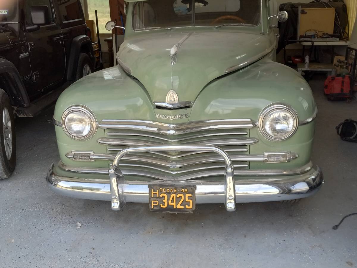 Plymouth-Special-de-luxe-1948