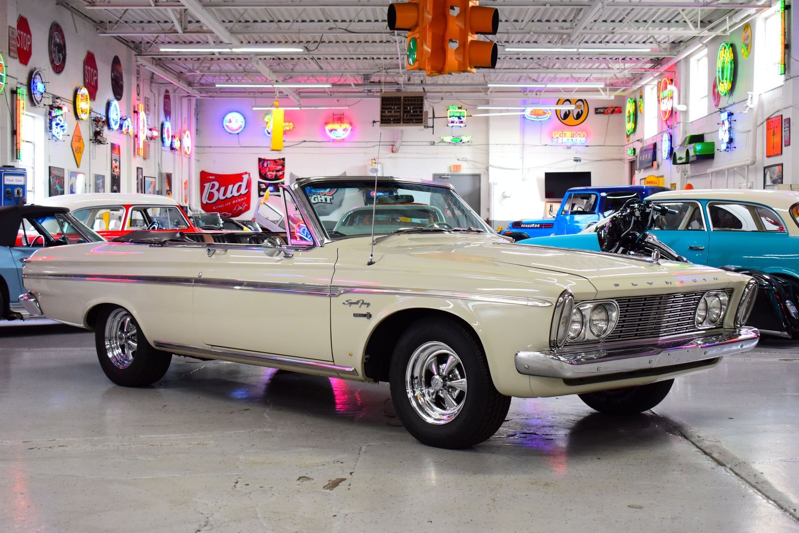 Plymouth-Sport-Fury-1963-Convertible-Black