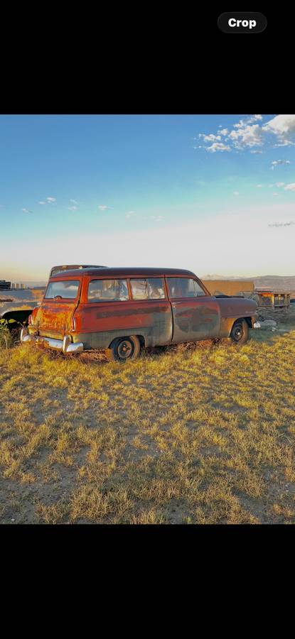 Plymouth-Station-wagon-1954-green