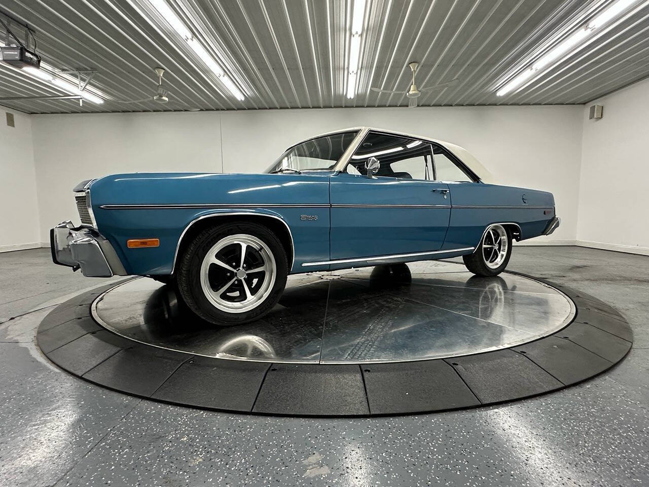 Plymouth-Valiant-1975-Blue
