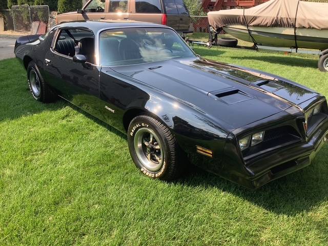 Pontiac-1978-black