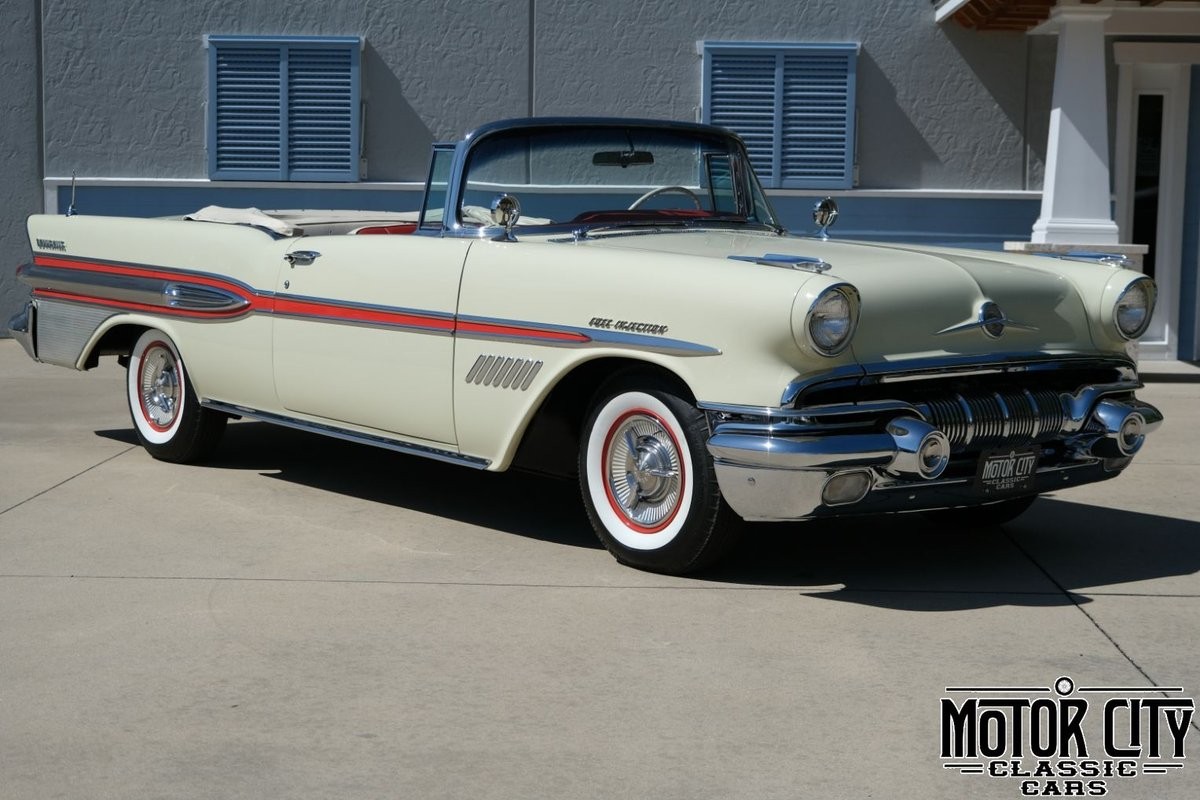Pontiac Bonneville 1957