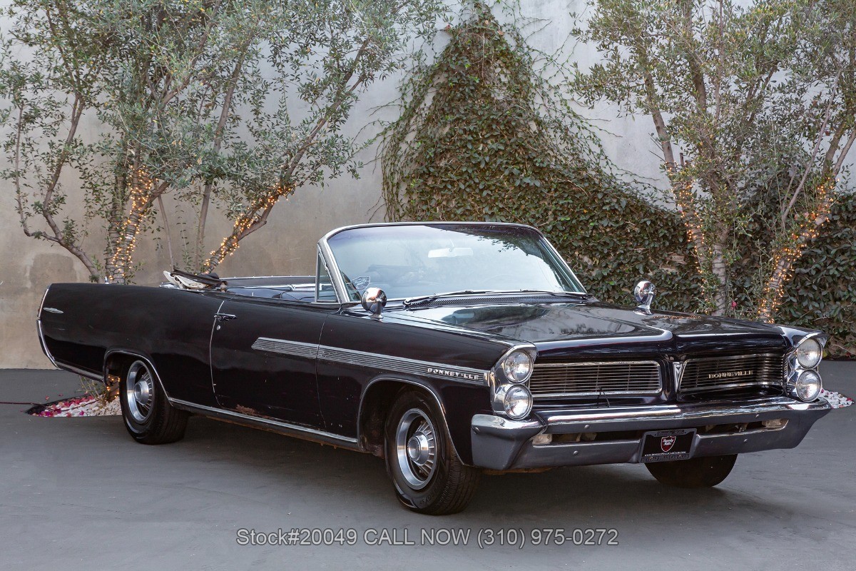 Pontiac-Bonneville-1963
