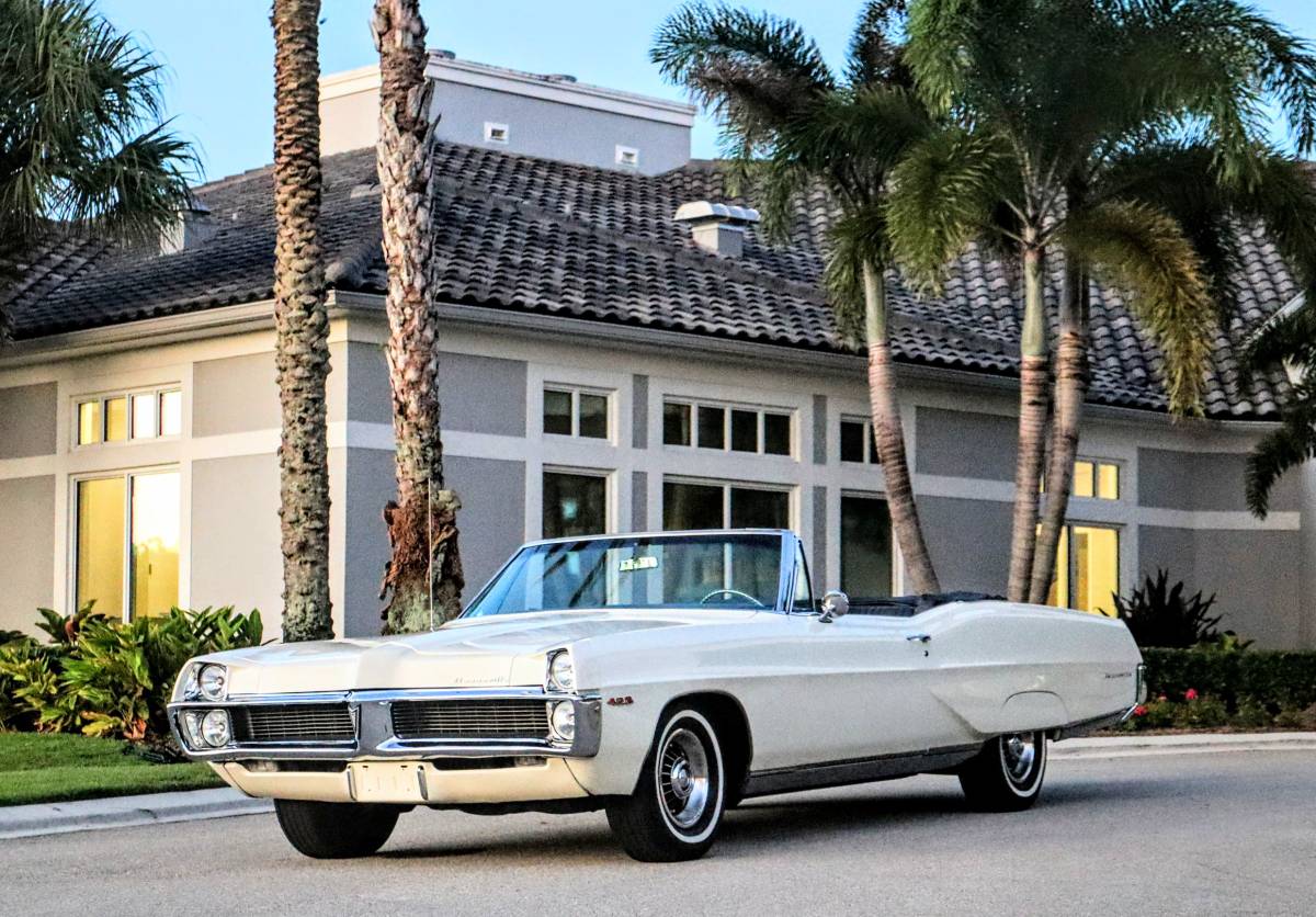Pontiac-Bonneville-convertible-428-h.o.-1967-White
