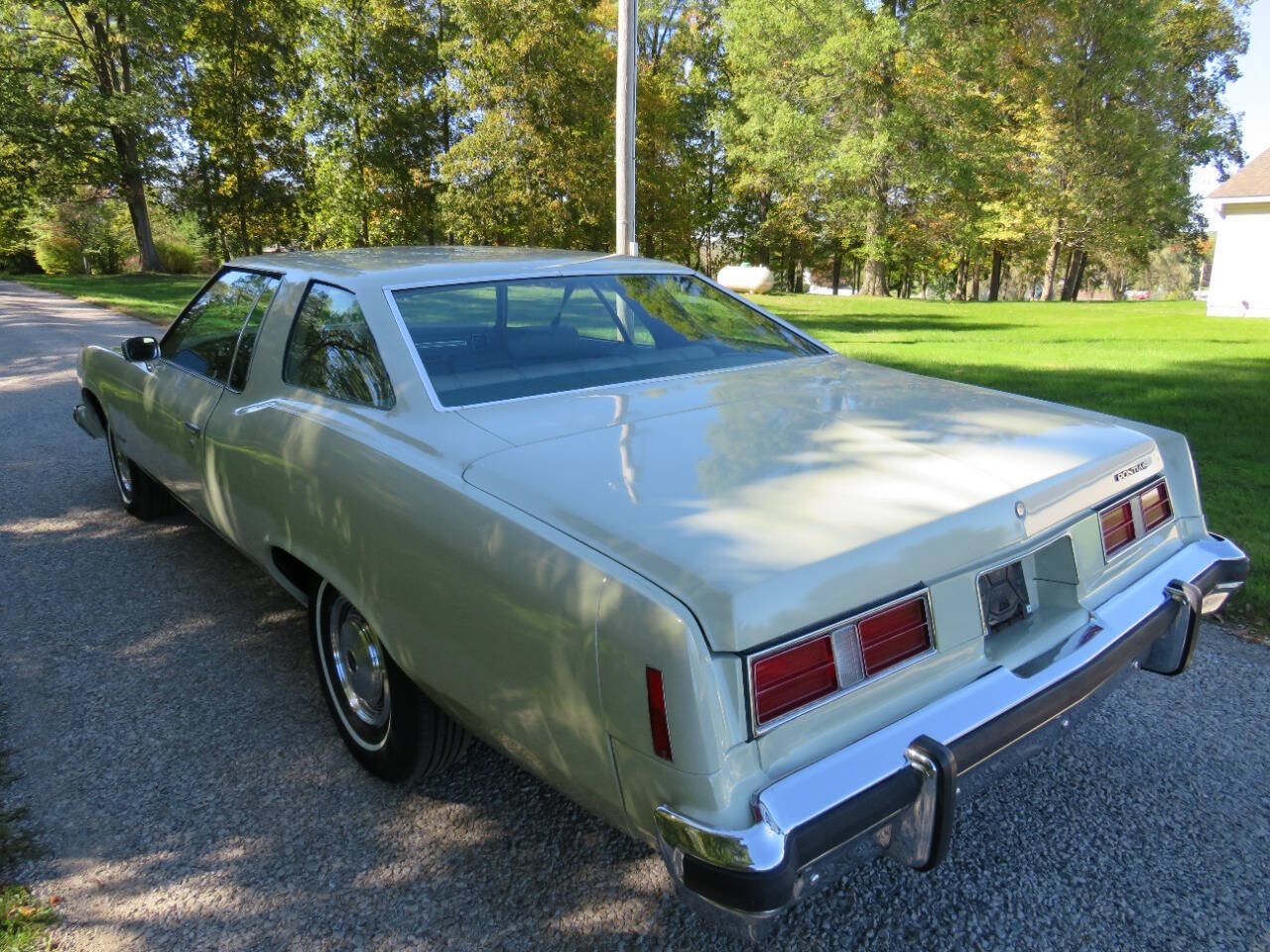 Pontiac-Catalina-1974-Turquoise-Green