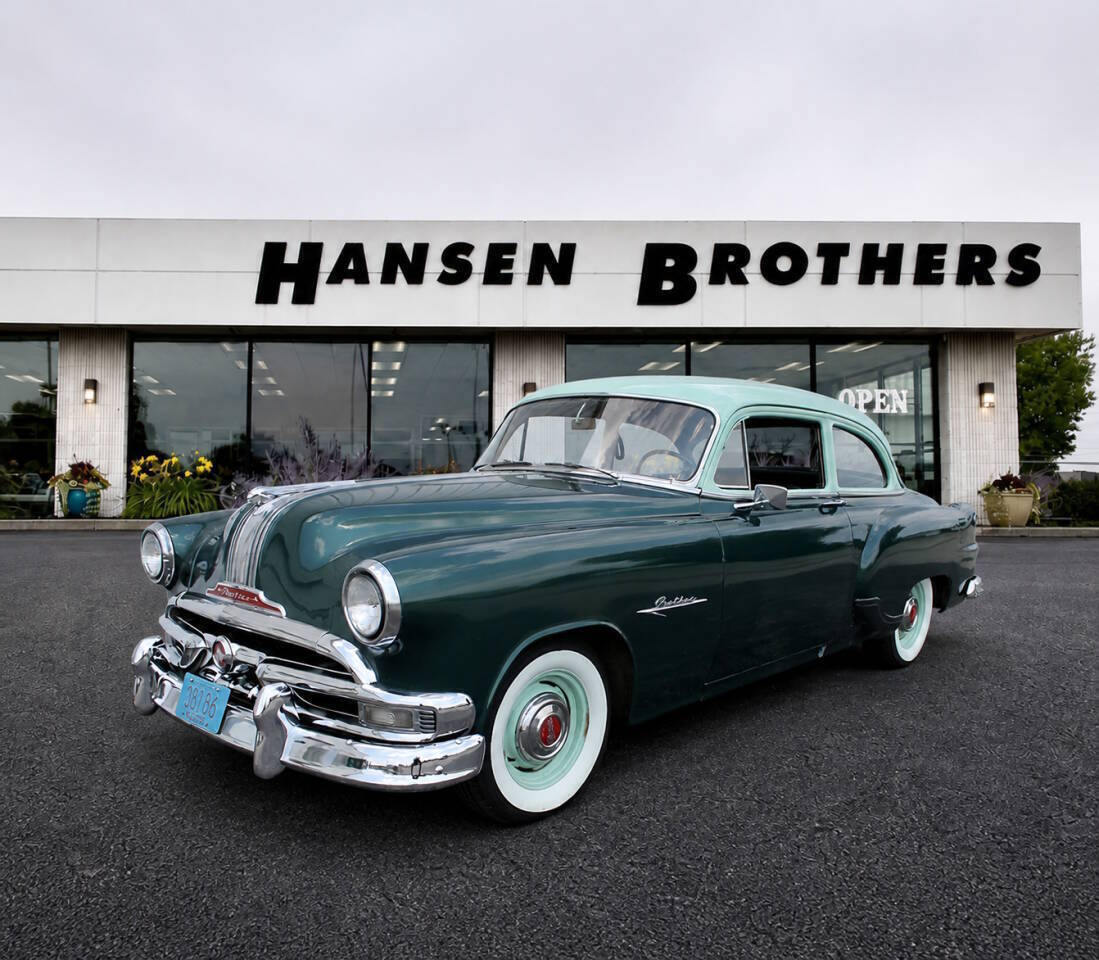 Pontiac-Chieftain-1953-Green