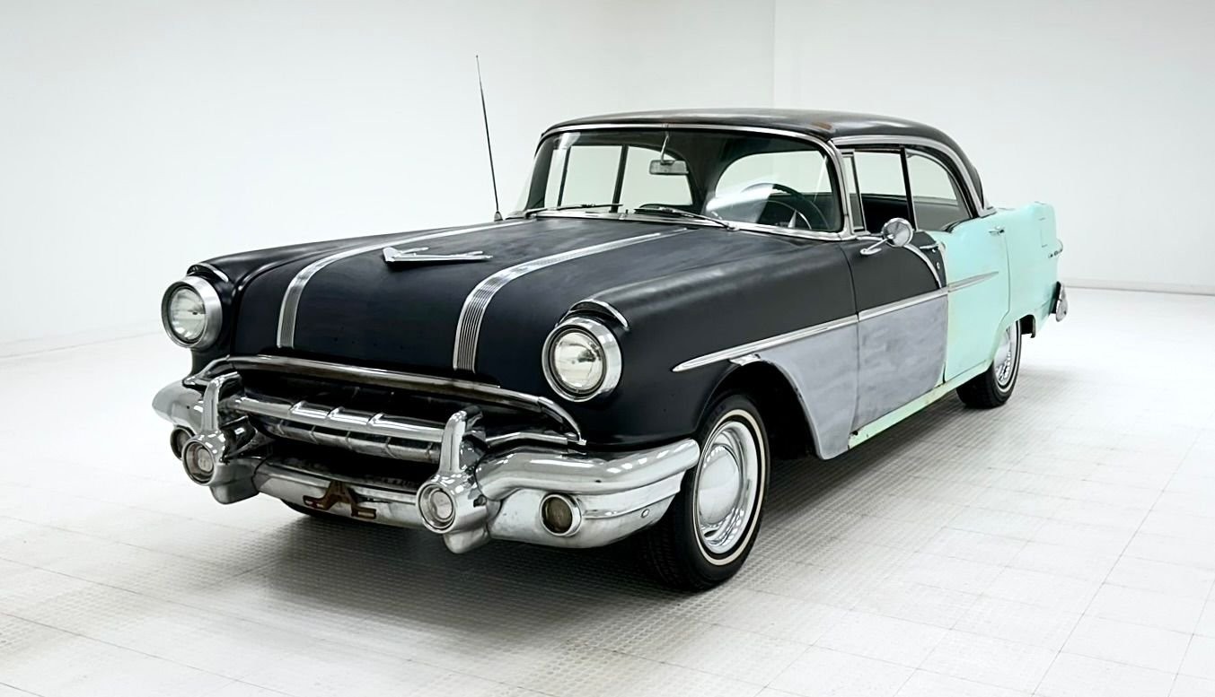 Pontiac Chieftain 1956