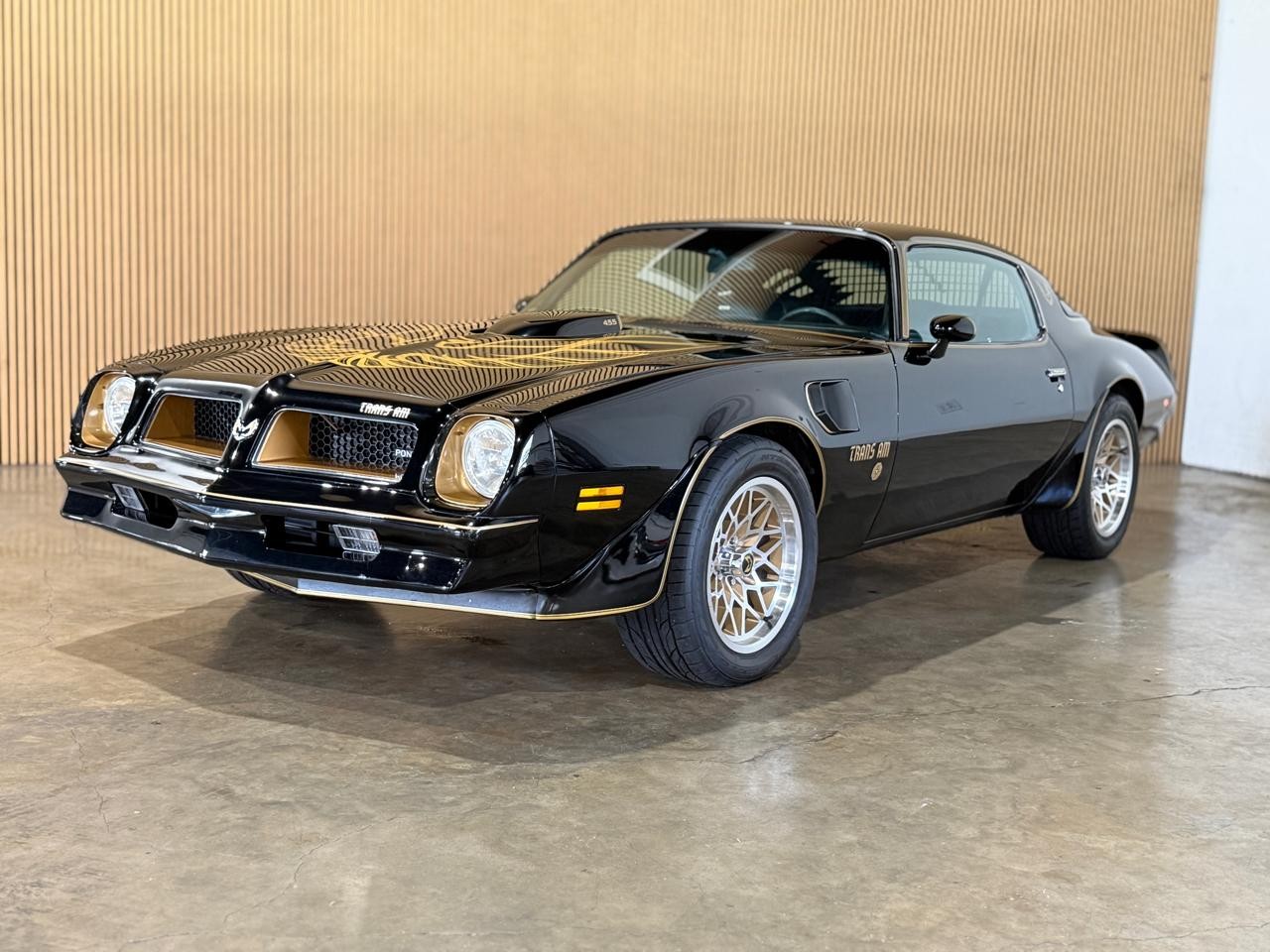 Pontiac-Firebird-1976-American-Muscle-Car-Tan Pontiac Firebird 1976