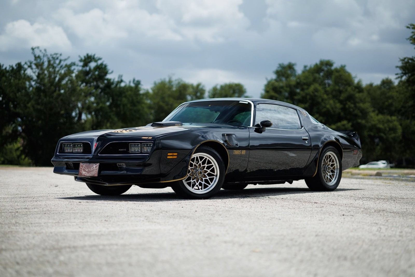 Pontiac Firebird 1977