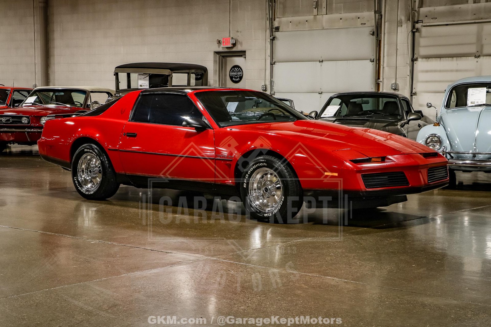 Pontiac-Firebird-1982-Coupe-Black