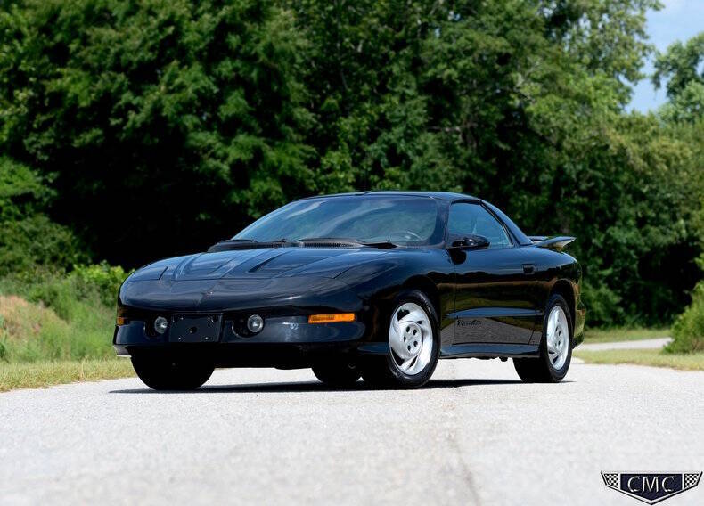 Pontiac-Firebird-1993-Black-Gray