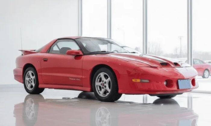 Pontiac-Firebird-1993-Red-Gray