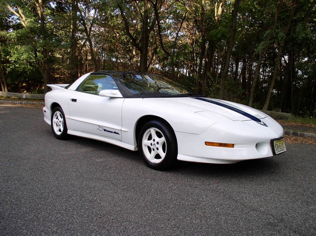 Pontiac-Firebird-1994-White