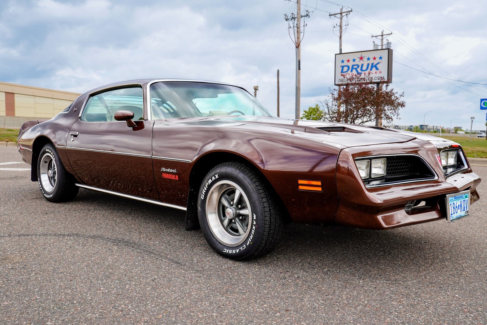 Pontiac-Firebird-Formula-1977-Coupe-Tan