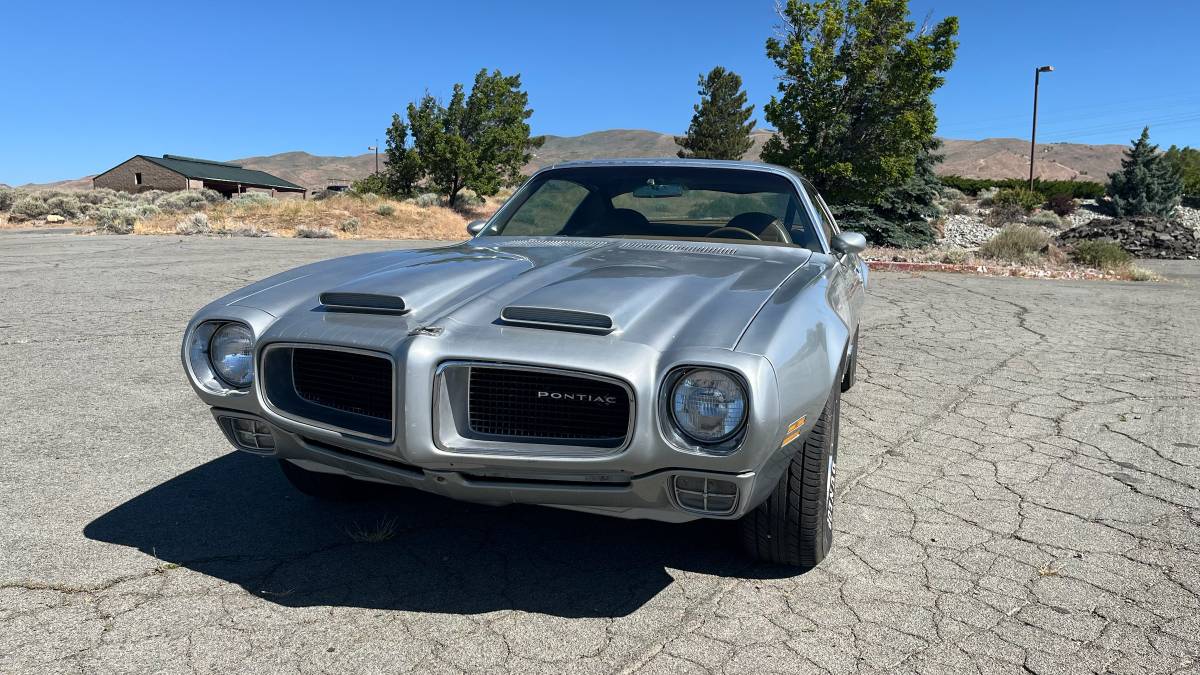 Pontiac-Firebird-formula-1971-silver