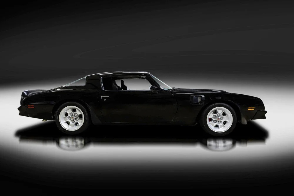 Pontiac-Firebird-formula-1976-Black-Black
