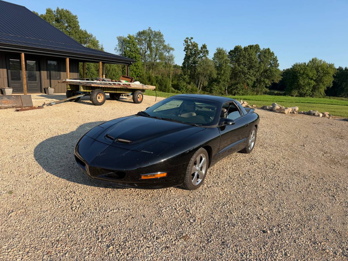 Pontiac-Firebird-formula-1993-black