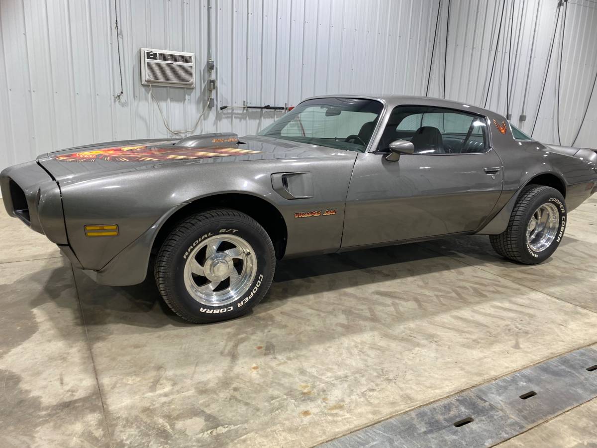 Pontiac-Firebird-trans-am-1975-silver