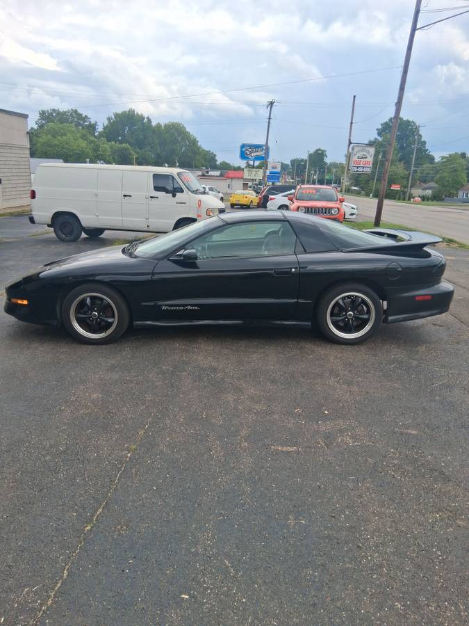 Pontiac-Firebird-trans-am-ls1-1996