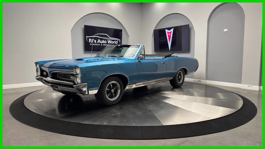 Pontiac-GTO-1967-Blue