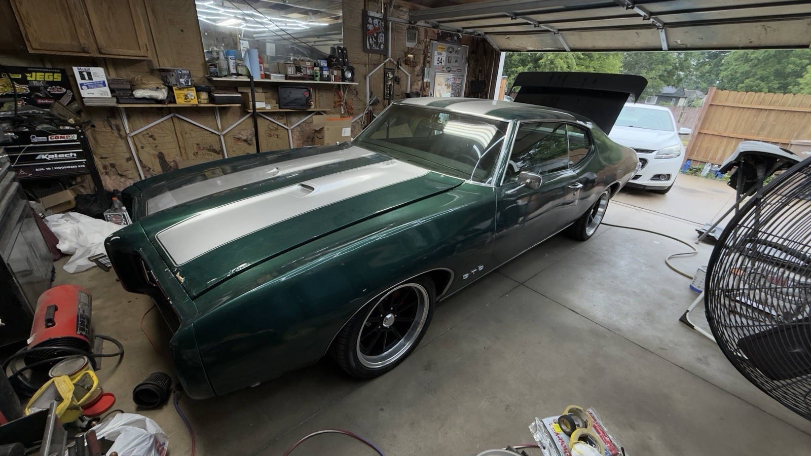 Pontiac-GTO-1969-Coupe
