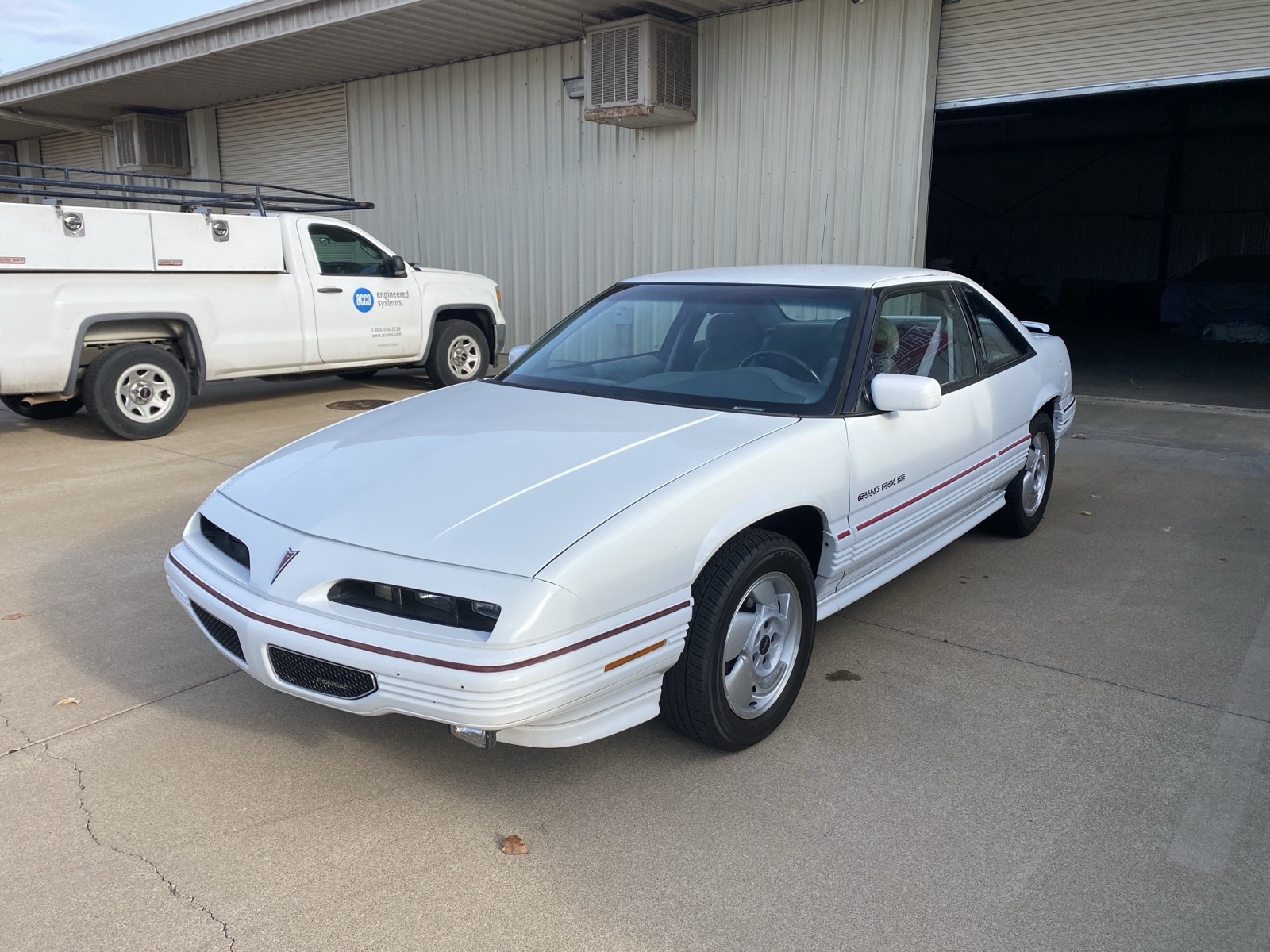 Pontiac-Grand-Prix-1995