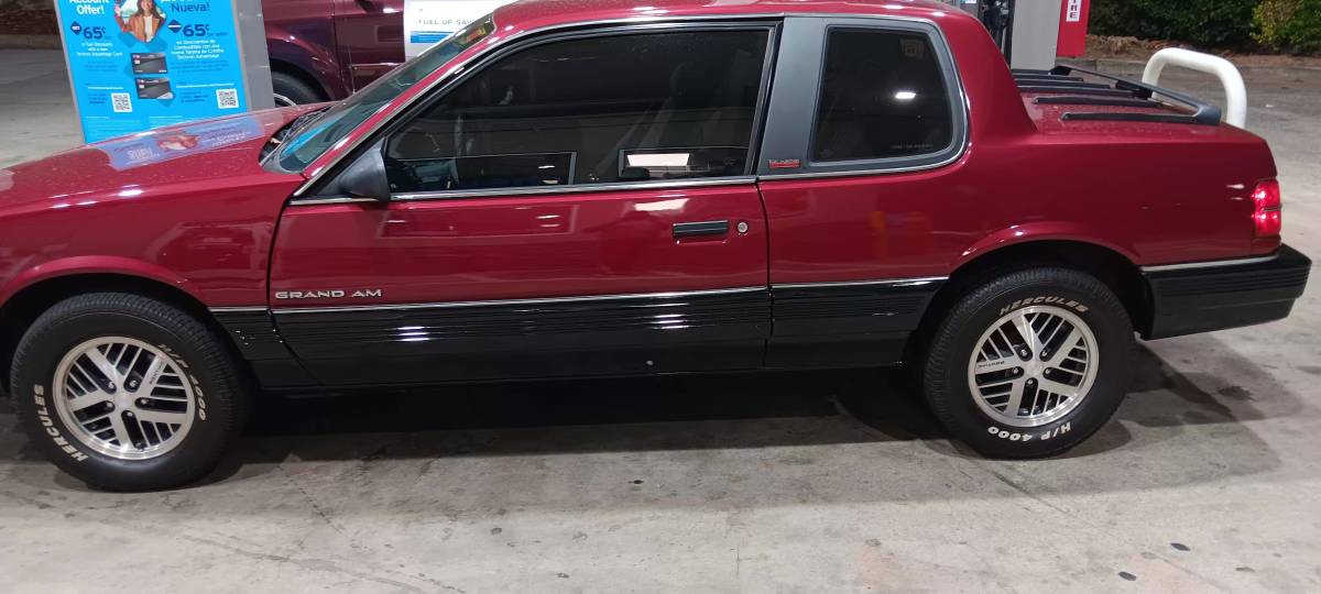 Pontiac-Grand-am-1988