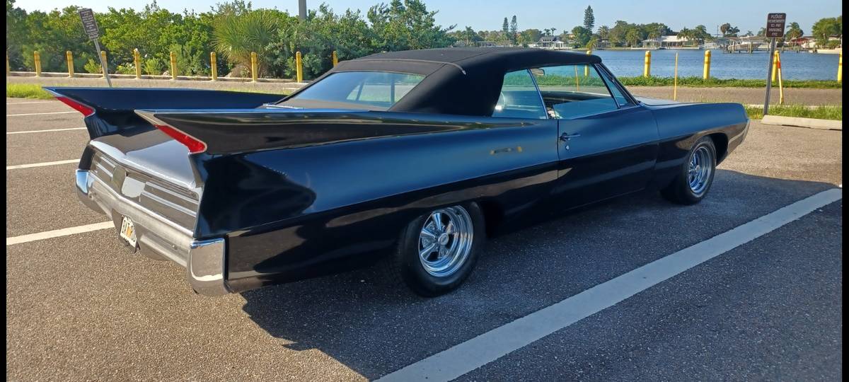 Pontiac-Grand-prix-convertible-1967