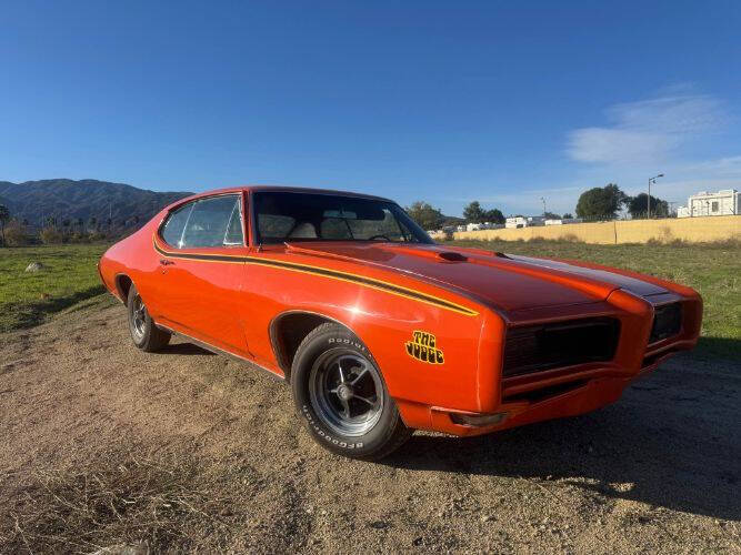Pontiac-Gto-1968-Orange