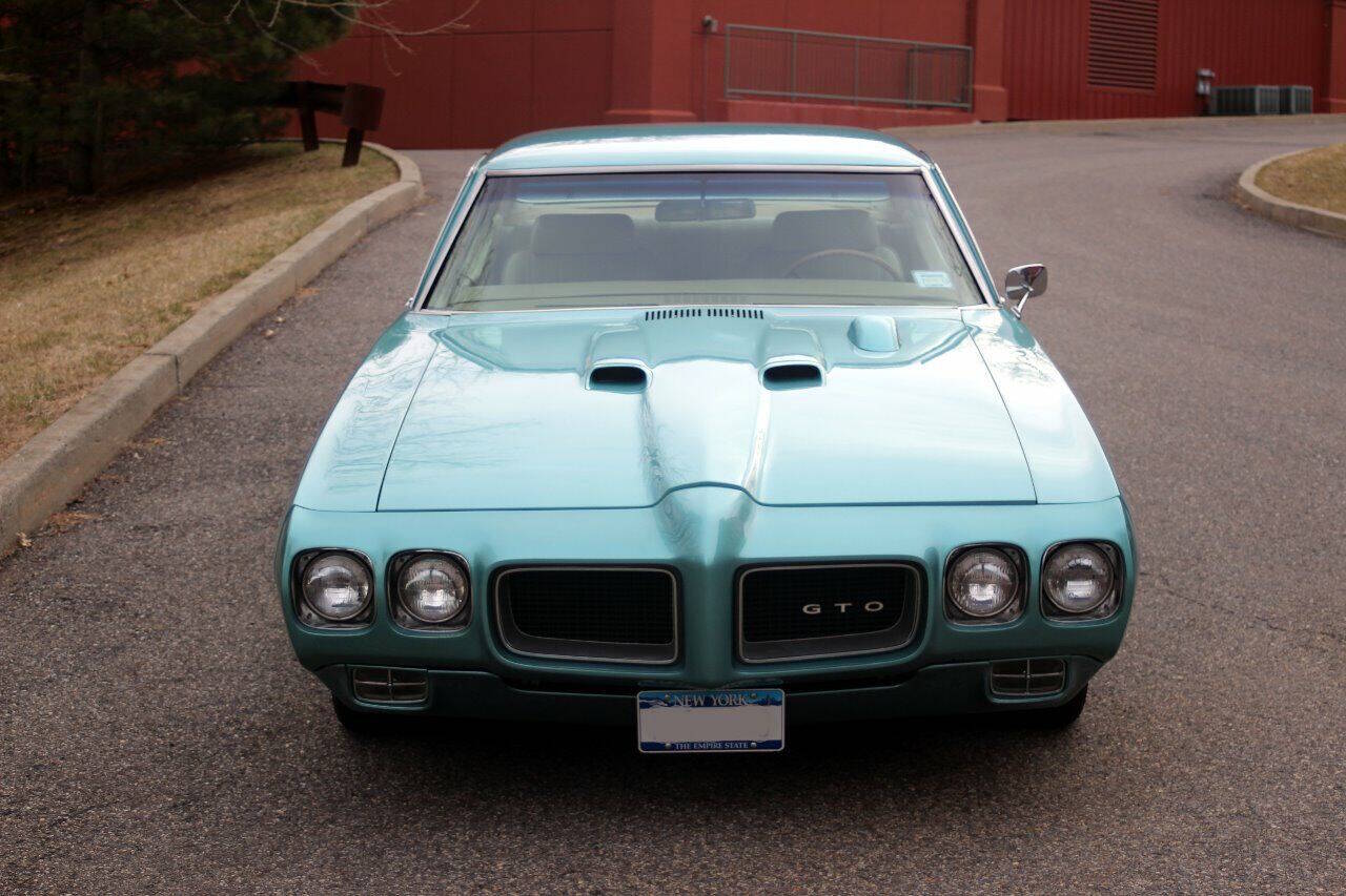 Pontiac-Gto-1970-Mint-Turquoise-Tan